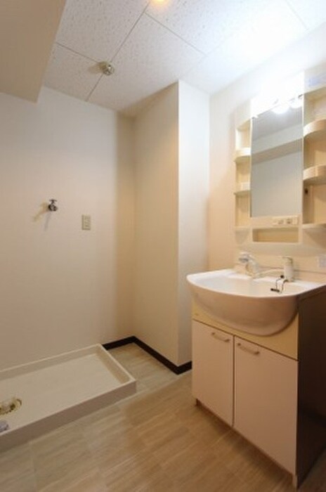 物件内観写真9　(洗面)