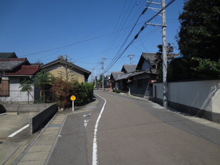 物件外観写真6　(周辺環境)