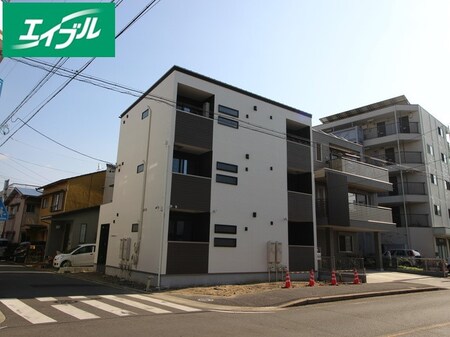 Regalest Room`s日比野外観写真