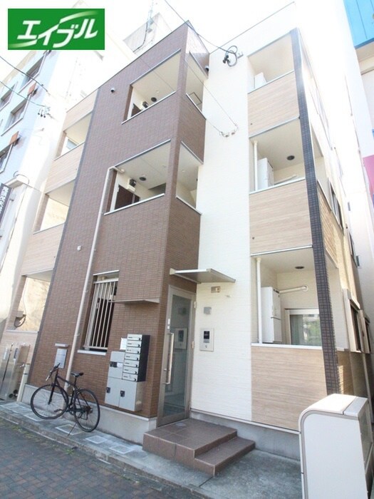 物件外観写真1　(外観写真)