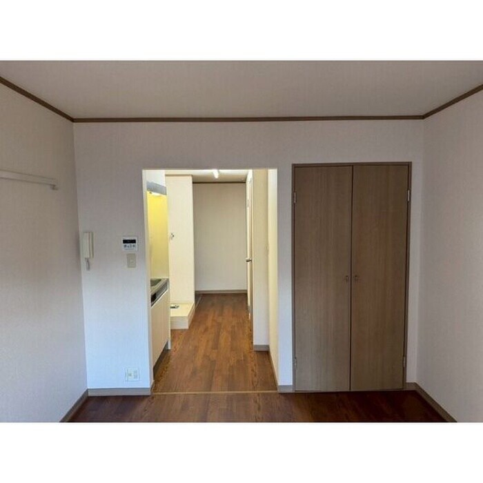 物件内観写真14　(居室)