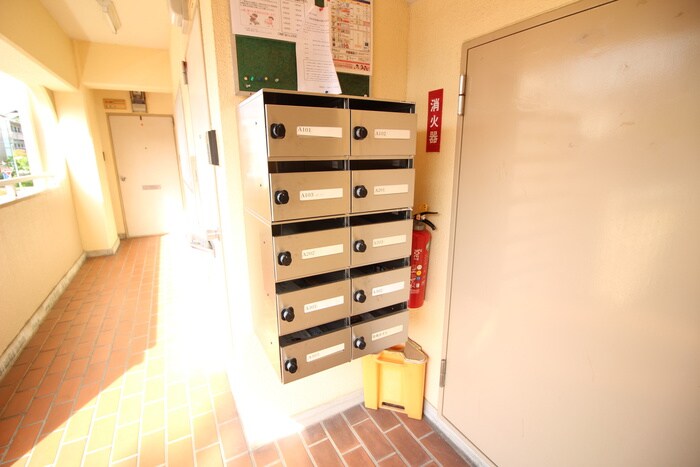 物件外観写真6　(建物設備)