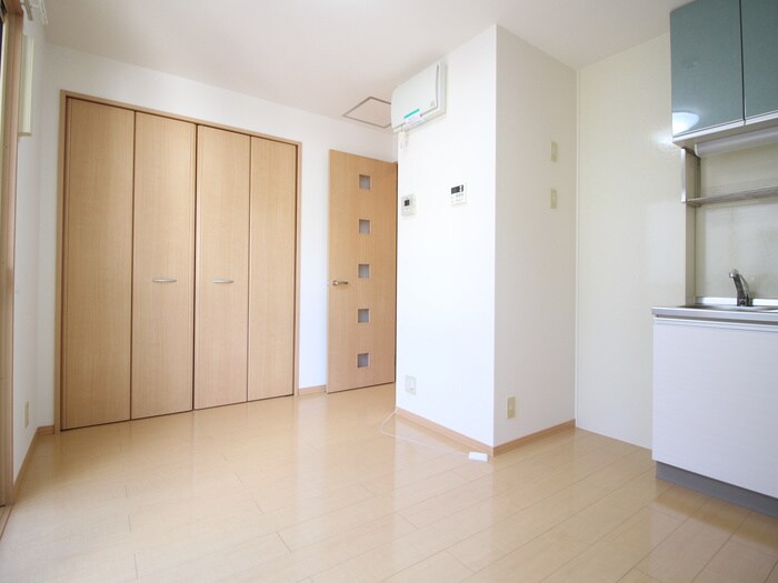 物件内観写真19　(居室)