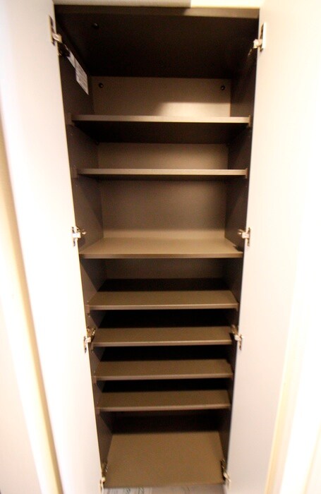 物件内観写真8　(靴箱)