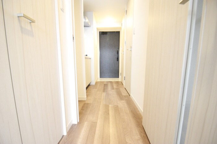 物件内観写真9　(廊下)