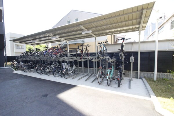 バイク置き場