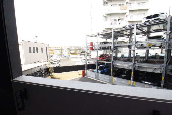 物件内観写真20　(室内からの展望)