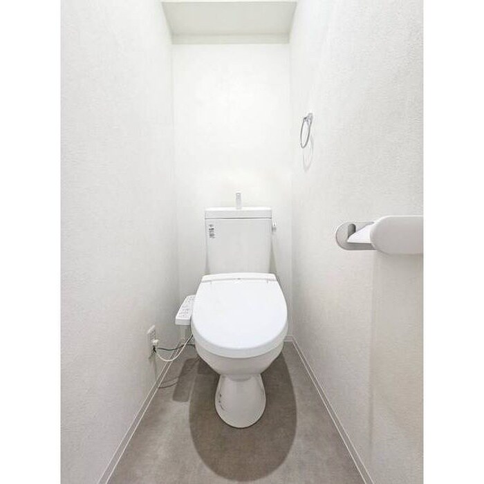 物件内観写真11　(トイレ)