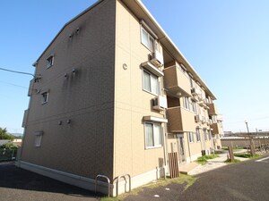 カーサフェリーチェＣ外観写真