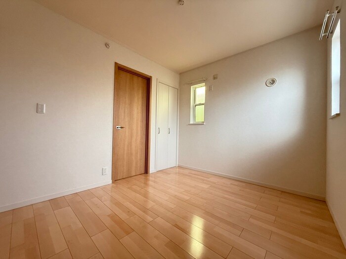 物件内観写真10　(居室)