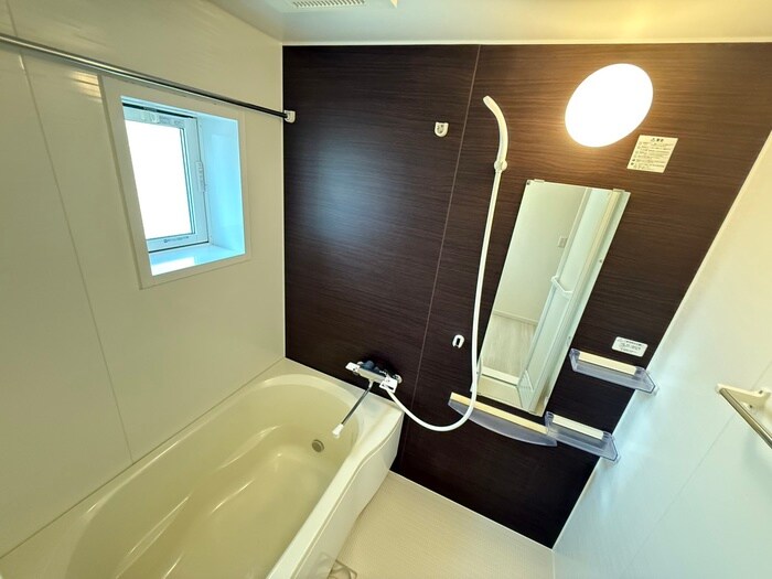 物件内観写真12　(バス／シャワールーム等)