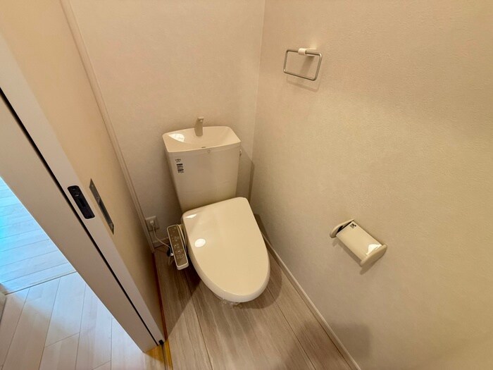 物件内観写真13　(トイレ)