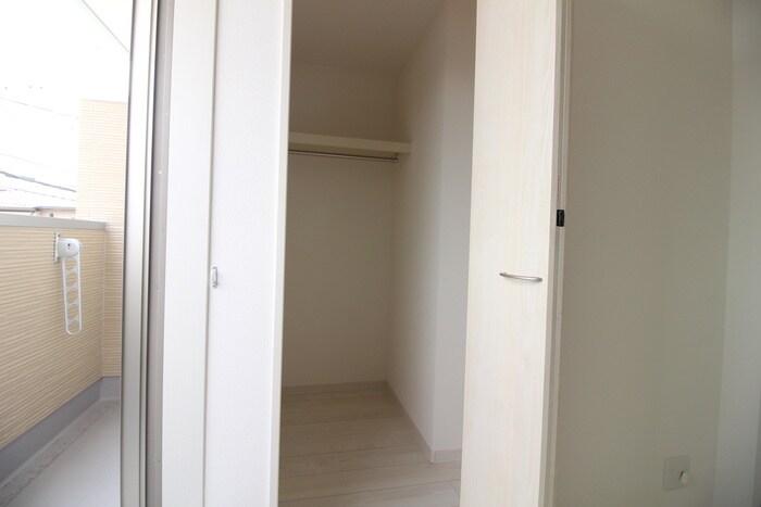 物件内観写真11　(収納)
