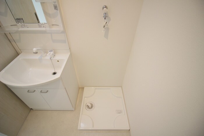 物件内観写真14　(洗濯機置場)