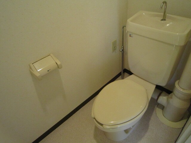 物件内観写真15　(トイレ)