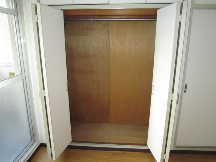 物件内観写真16　(収納)