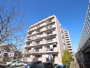 リバ－パ－ク植田東外観写真