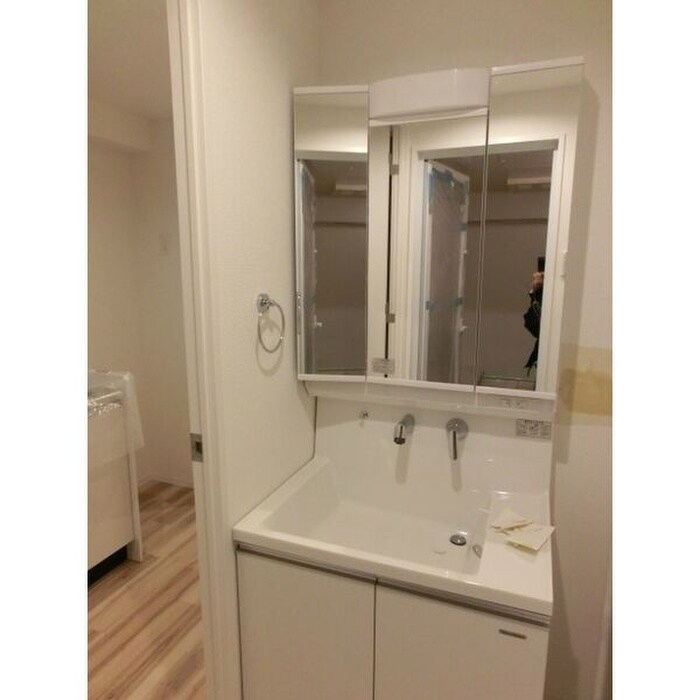 物件内観写真15　(洗面)