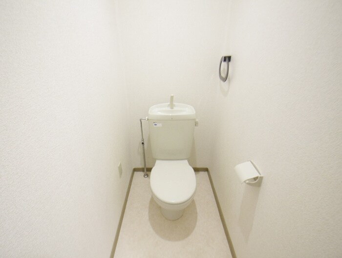 物件内観写真15　(トイレ)