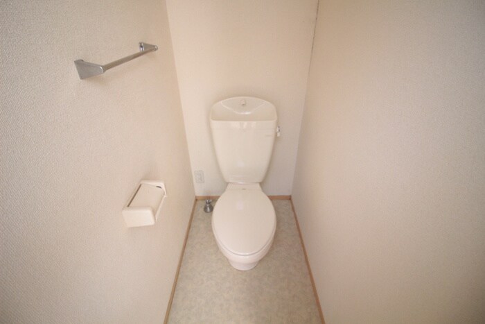 物件内観写真12　(トイレ)