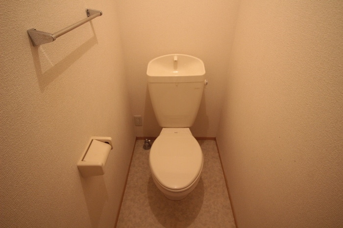 物件内観写真16　(トイレ)
