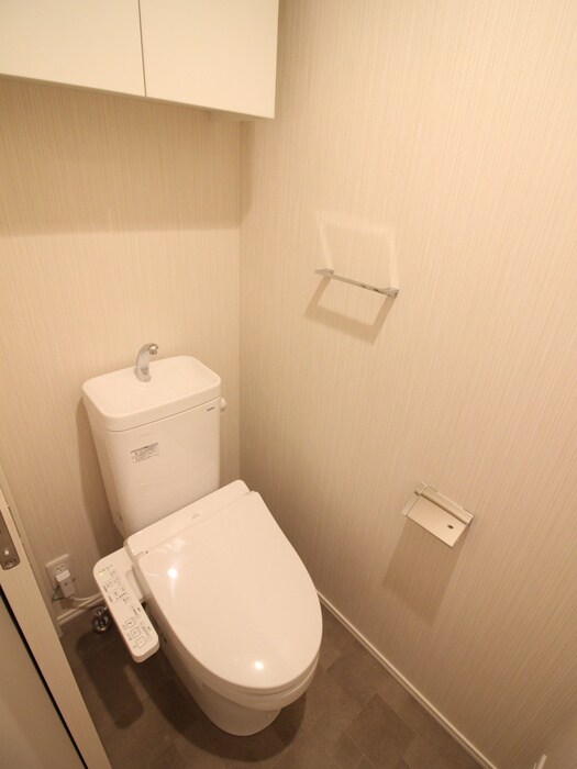 物件内観写真14　(トイレ)