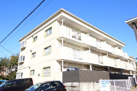 代万ビル外観写真