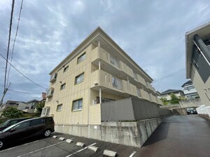 代万ビル外観写真