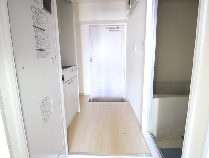 物件内観写真18　(廊下)