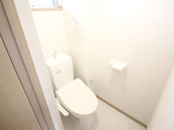 物件内観写真14　(トイレ)