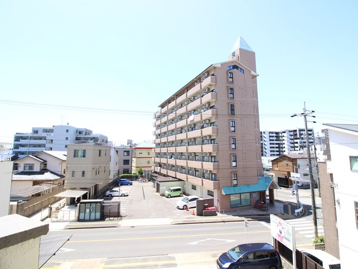 物件内観写真18　(室内からの展望)