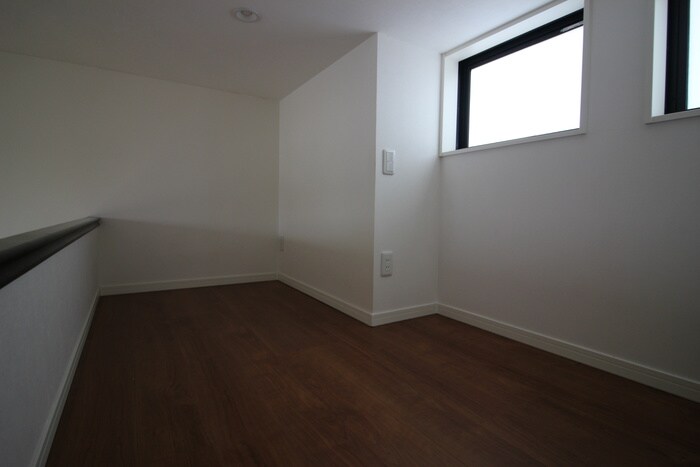 物件内観写真8　(ロフト)