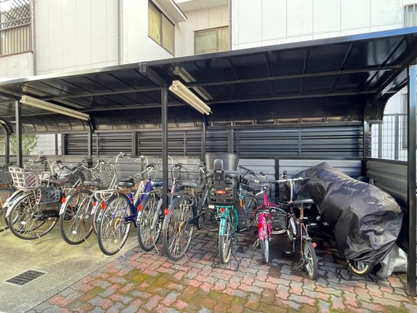 駐輪場