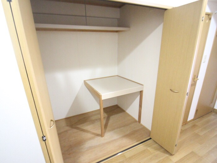 物件内観写真10　(収納)