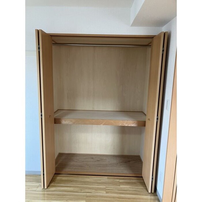 物件内観写真15　(収納)