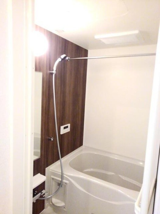 物件内観写真9　(バス／シャワールーム等)