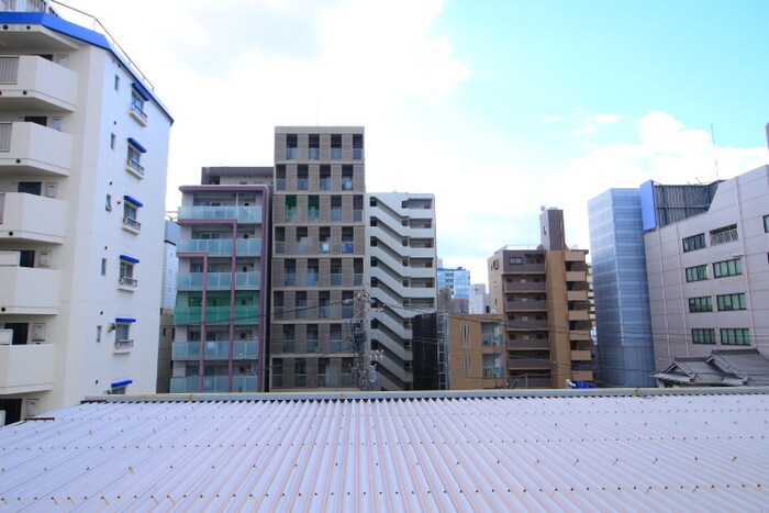 物件内観写真15　(室内からの展望)