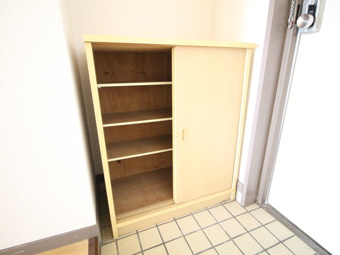 物件内観写真17　(靴箱)