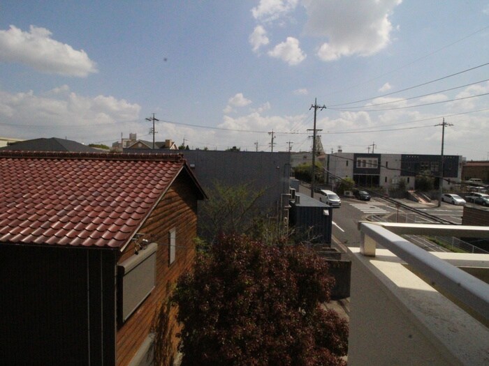 物件内観写真20　(室内からの展望)