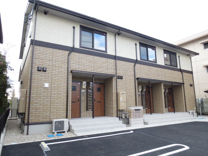 物件外観写真2　(外観写真)