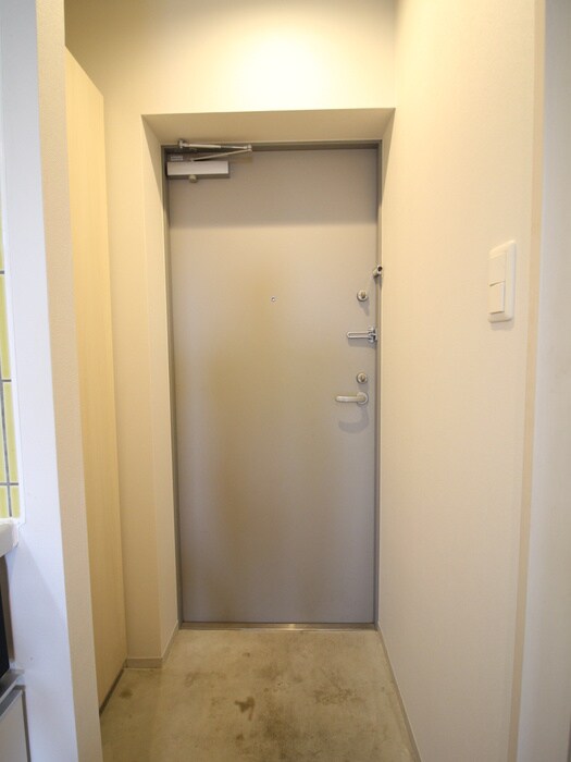 物件内観写真22　(玄関)