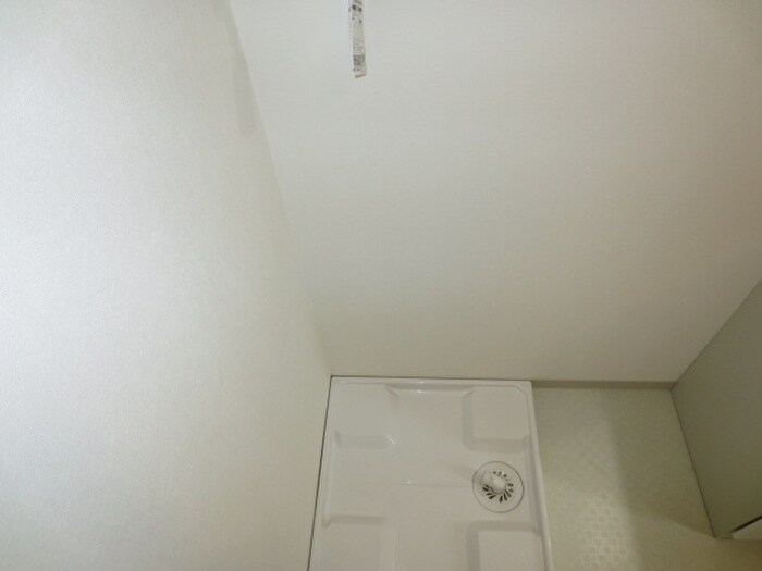 物件内観写真9　(洗濯機置場)