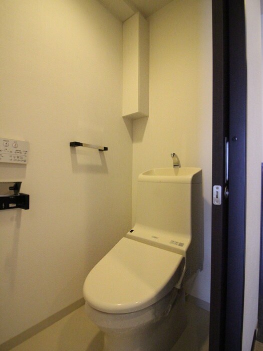 物件内観写真14　(トイレ)