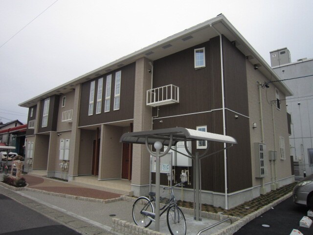 アクイラ　カ－サの物件外観写真