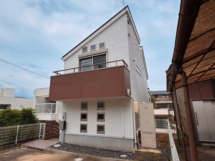 物件外観写真3　(外観写真)