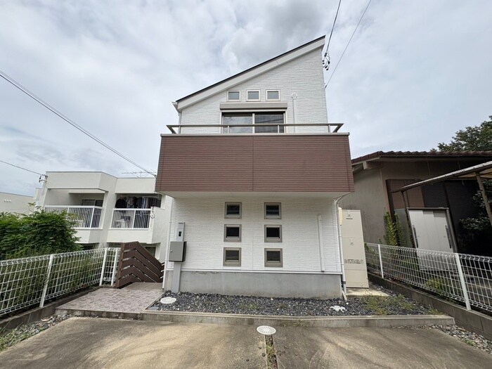 物件外観写真6　(外観写真)