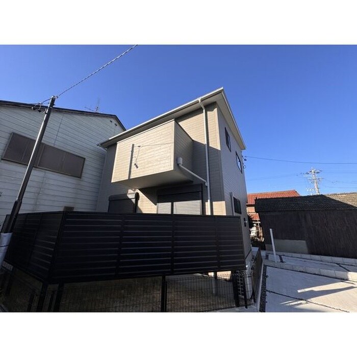 物件外観写真3　(外観写真)