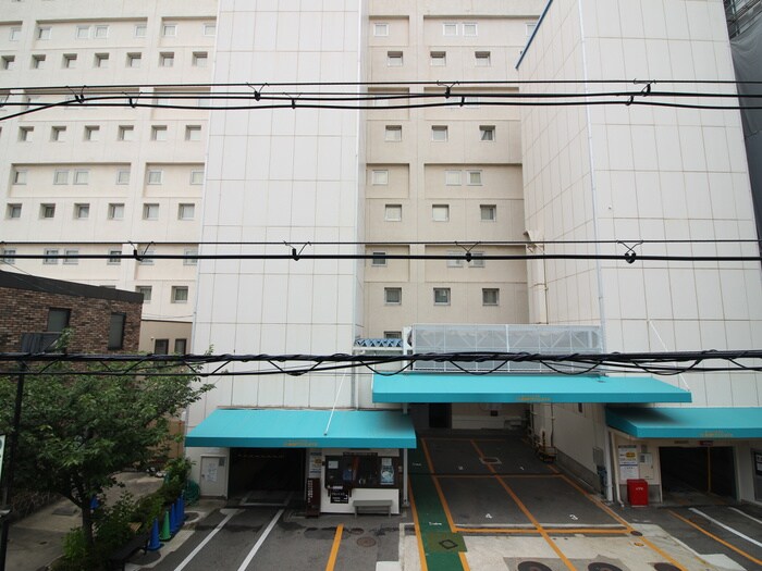 物件内観写真18　(室内からの展望)