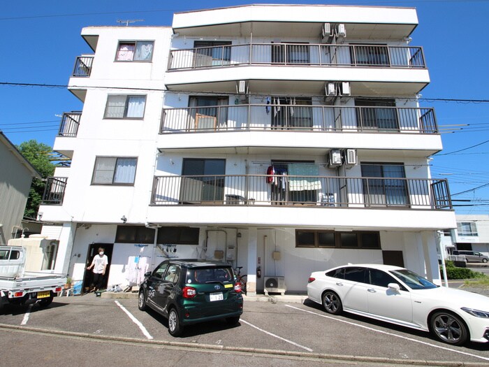 物件外観写真2　(周辺環境)