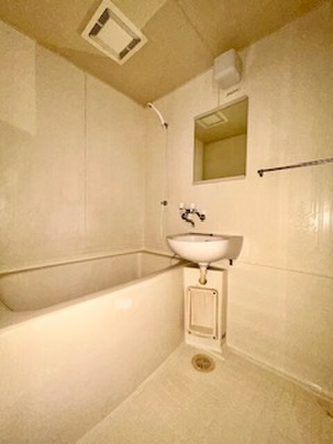 物件内観写真13　(バス／シャワールーム等)